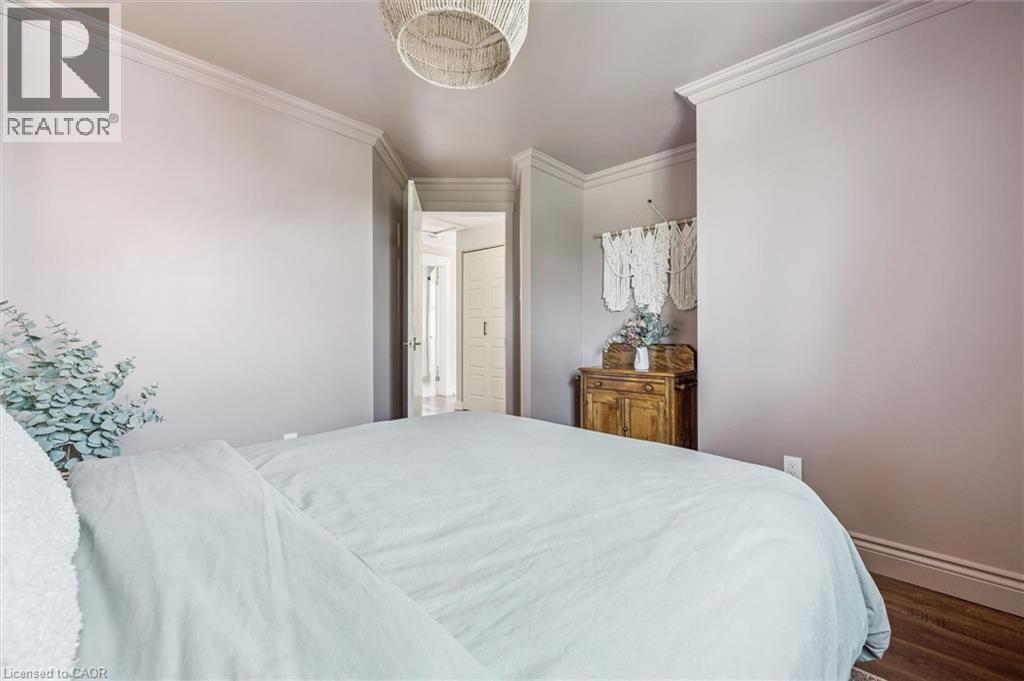 185 MIDDLEBURY Drive, Waterloo, Ontario, N2T2H8 — Photo 18