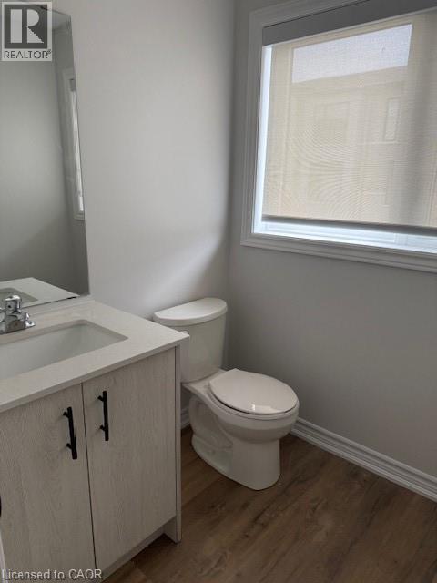 40 CAPSTONE Lane, Hamilton, Ontario, L9C0E8 — Photo 10