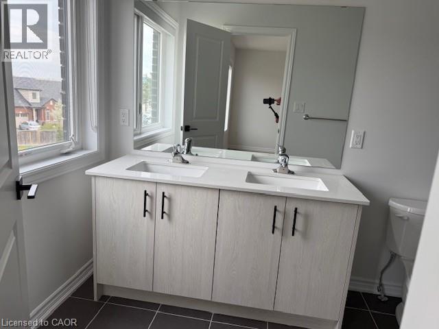 40 CAPSTONE Lane, Hamilton, Ontario, L9C0E8 — Photo 20