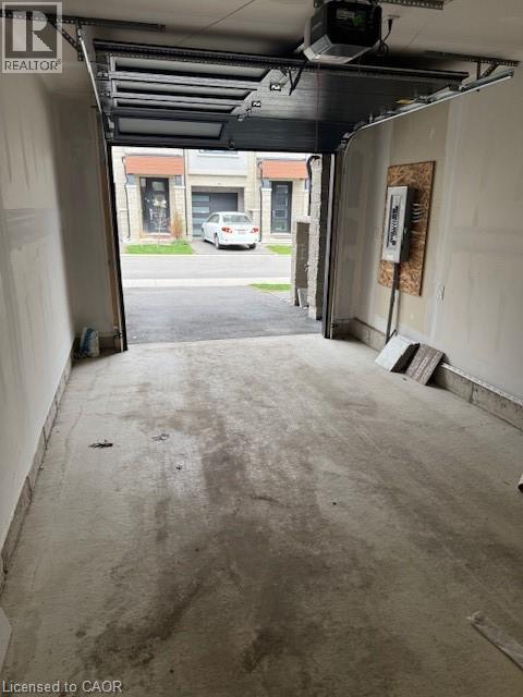 40 CAPSTONE Lane, Hamilton, Ontario, L9C0E8 — Photo 25