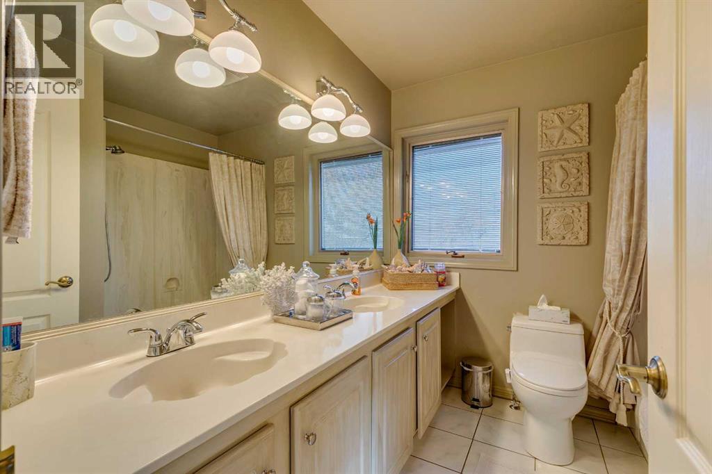 1302 Frontenac Avenue SW - 24