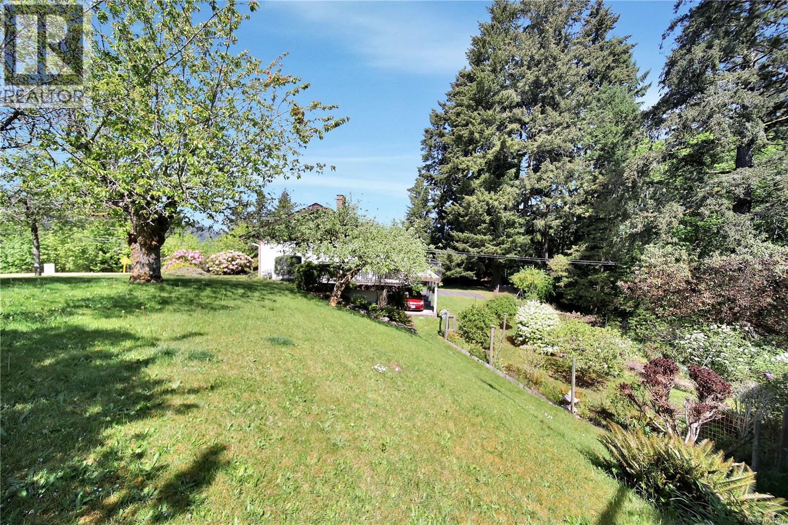 2293 Cameron Dr - 37