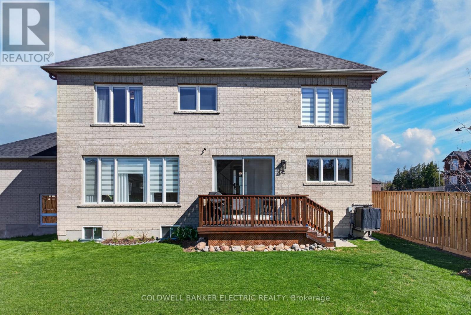 5 GOLDEN MEADOWS DRIVE