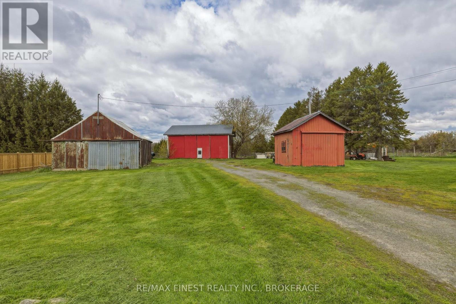 2935 COUNTY ROAD 9 - 27