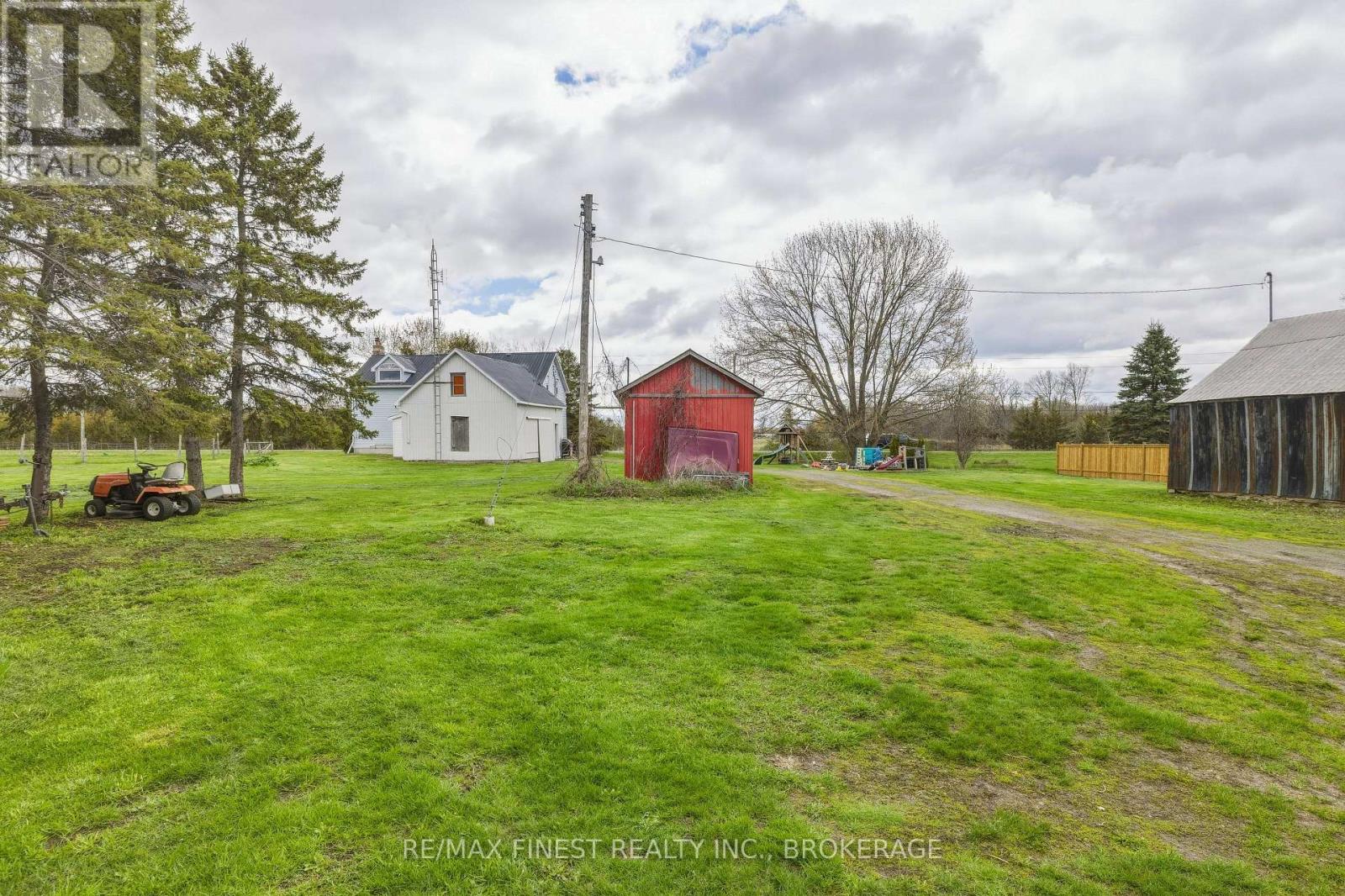 2935 COUNTY ROAD 9 - 32