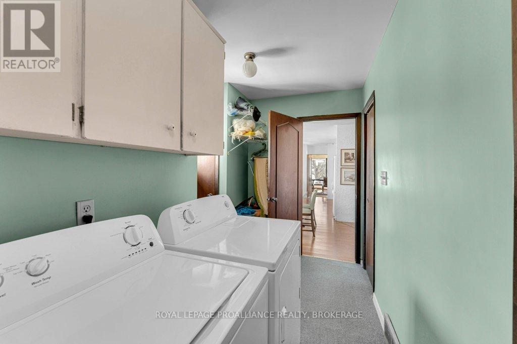 807 WARTMAN AVENUE - 17