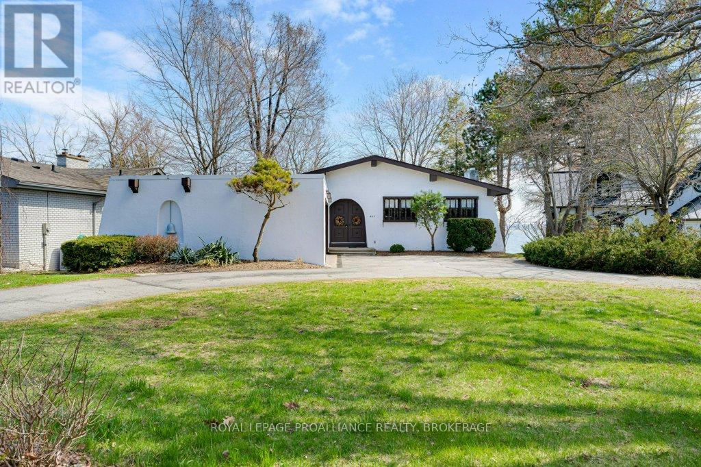 807 WARTMAN AVENUE - Image 2