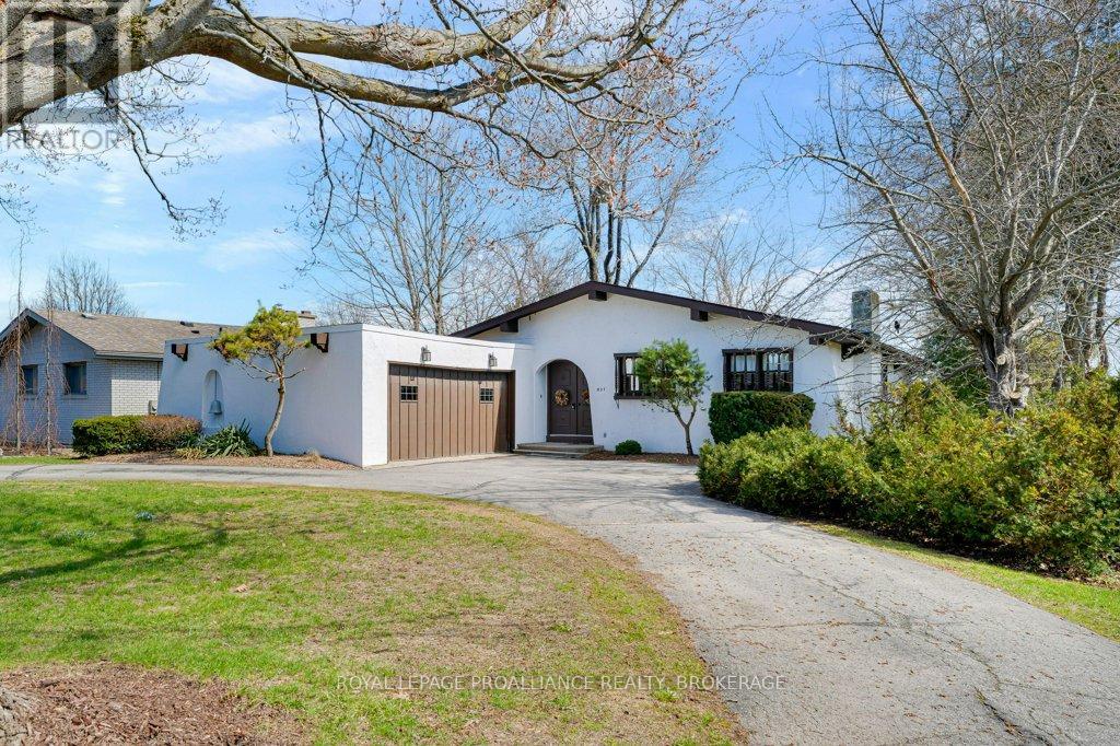 807 WARTMAN AVENUE - Image 3