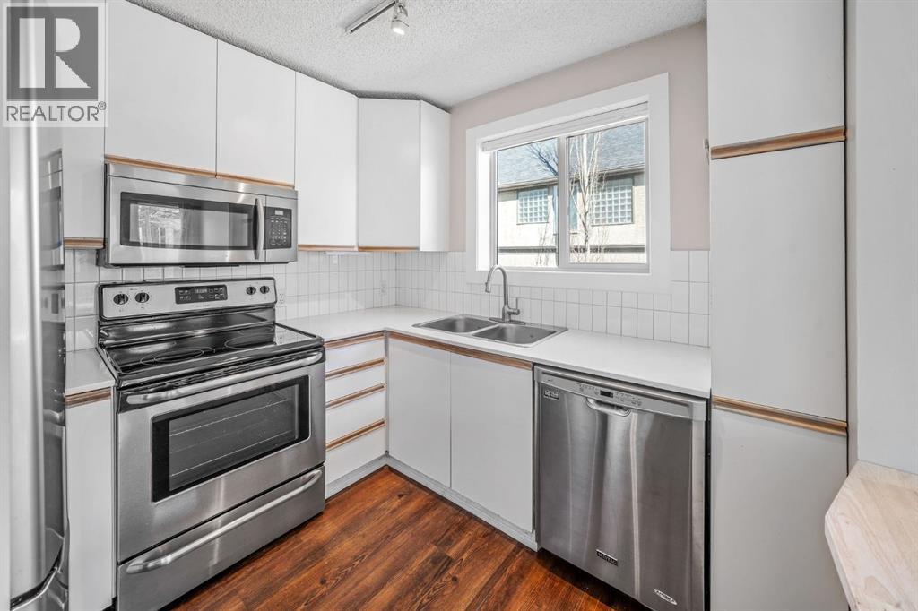 #207 808 Royal Avenue SW - Image 2