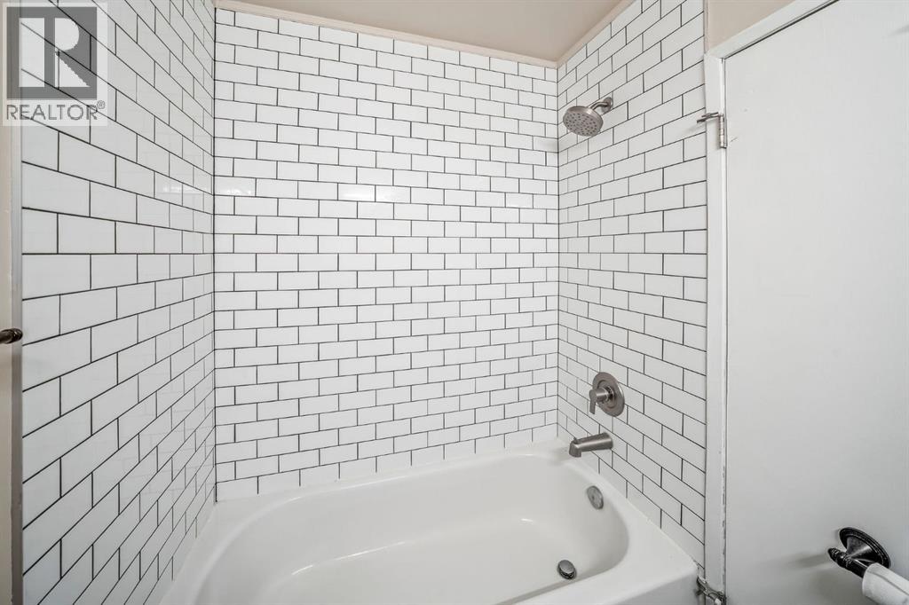#207 808 Royal Avenue SW - 14