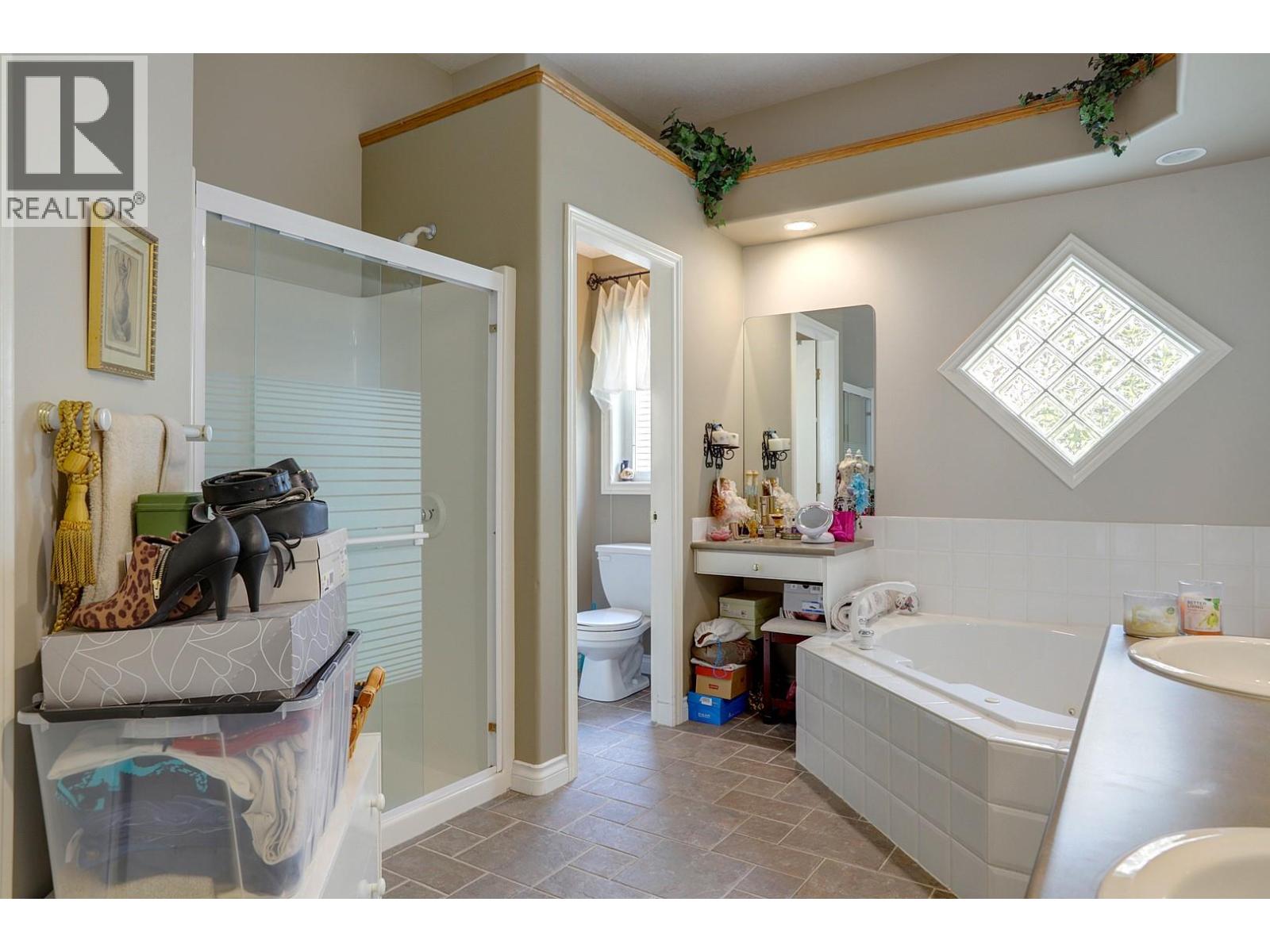 1101 Phoenix Drive - 50