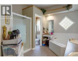 1101 Phoenix Drive, Vernon, BC V1B3M4 Photo 50