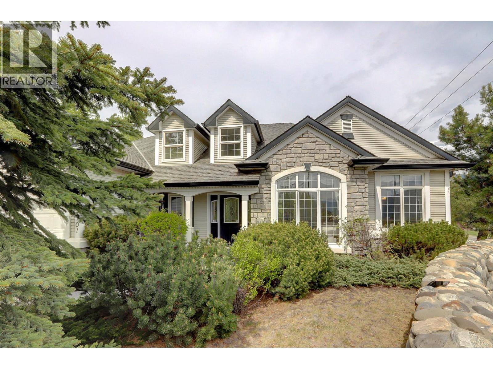 1101 Phoenix Drive - 4