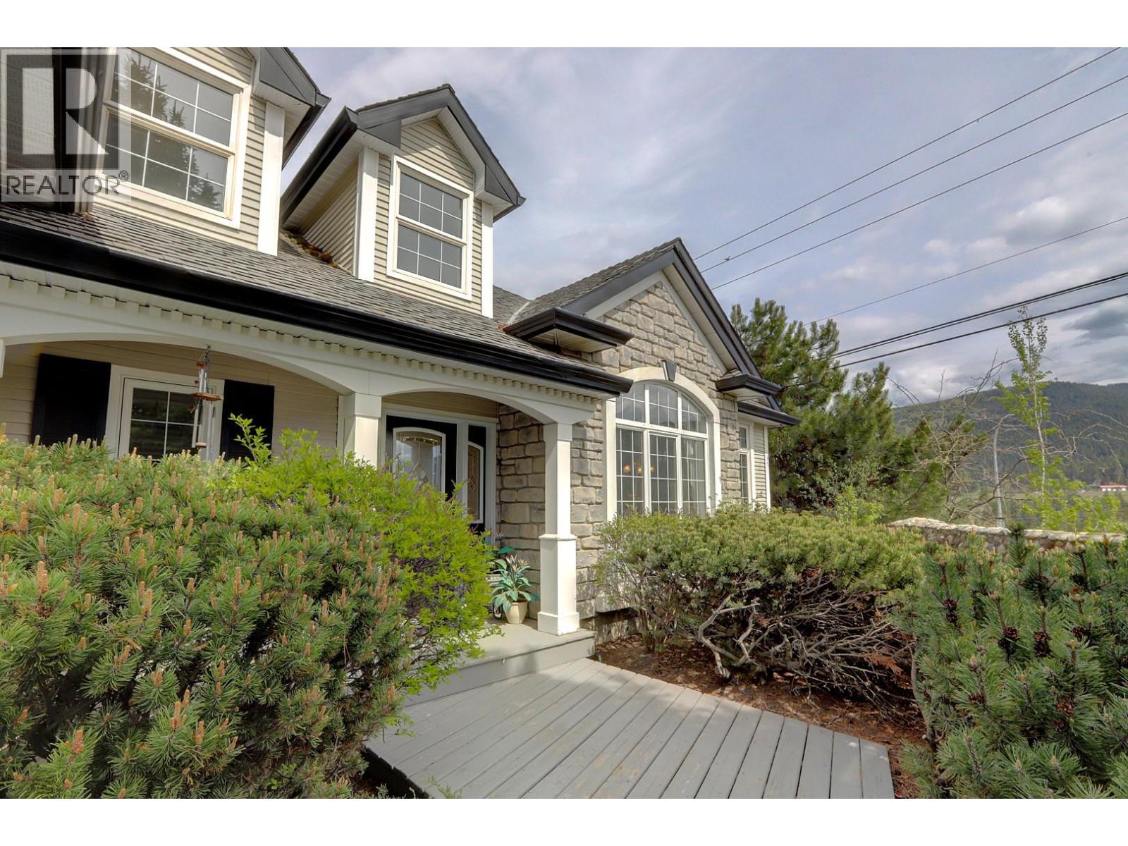 1101 Phoenix Drive - 85