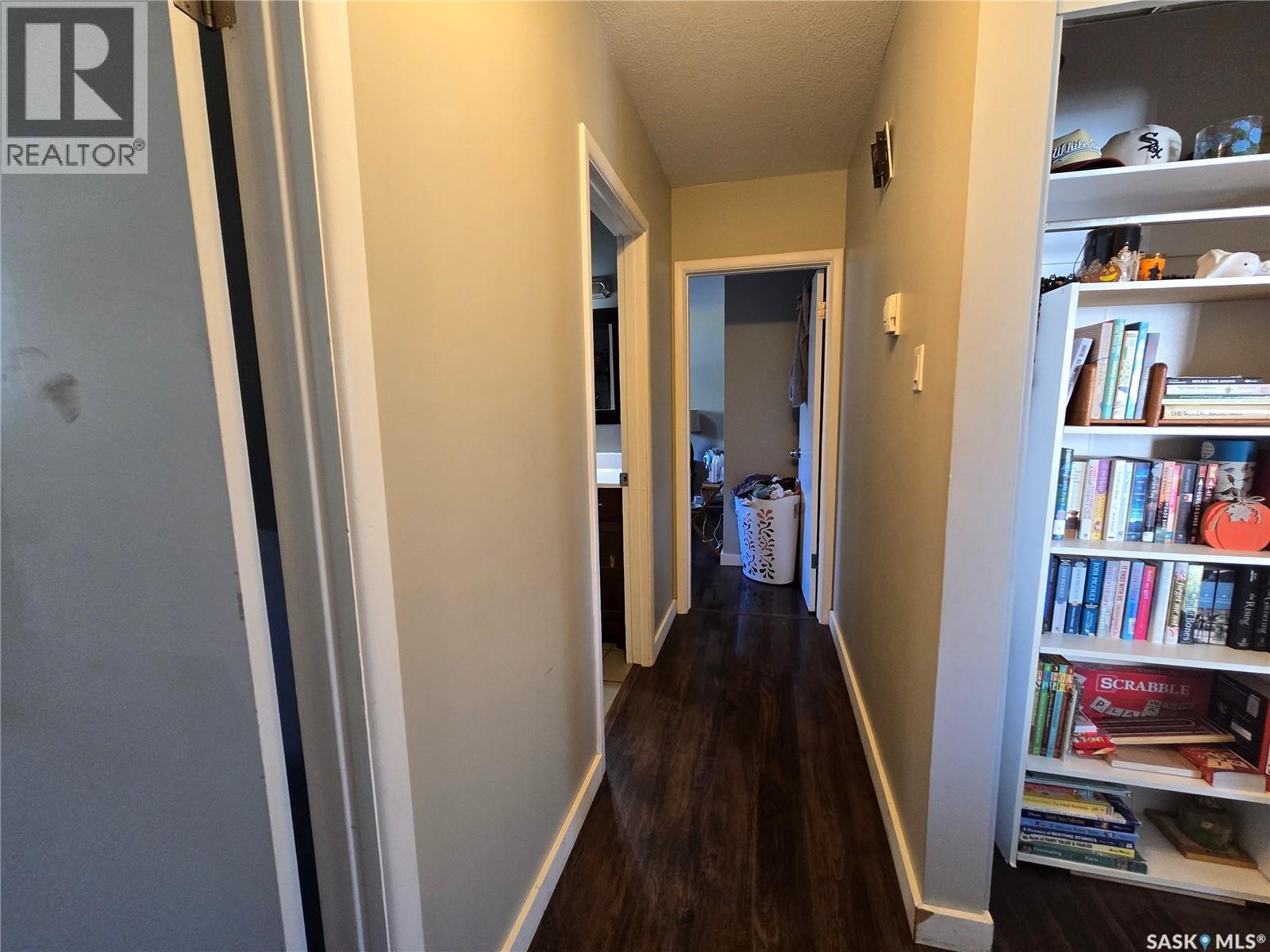 719 3rd STREET E - 25