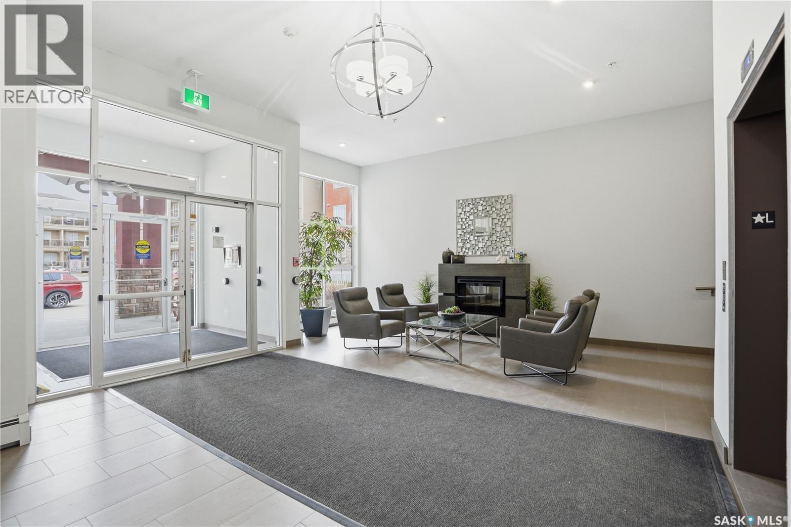 #323 1025 Moss AVENUE - 22