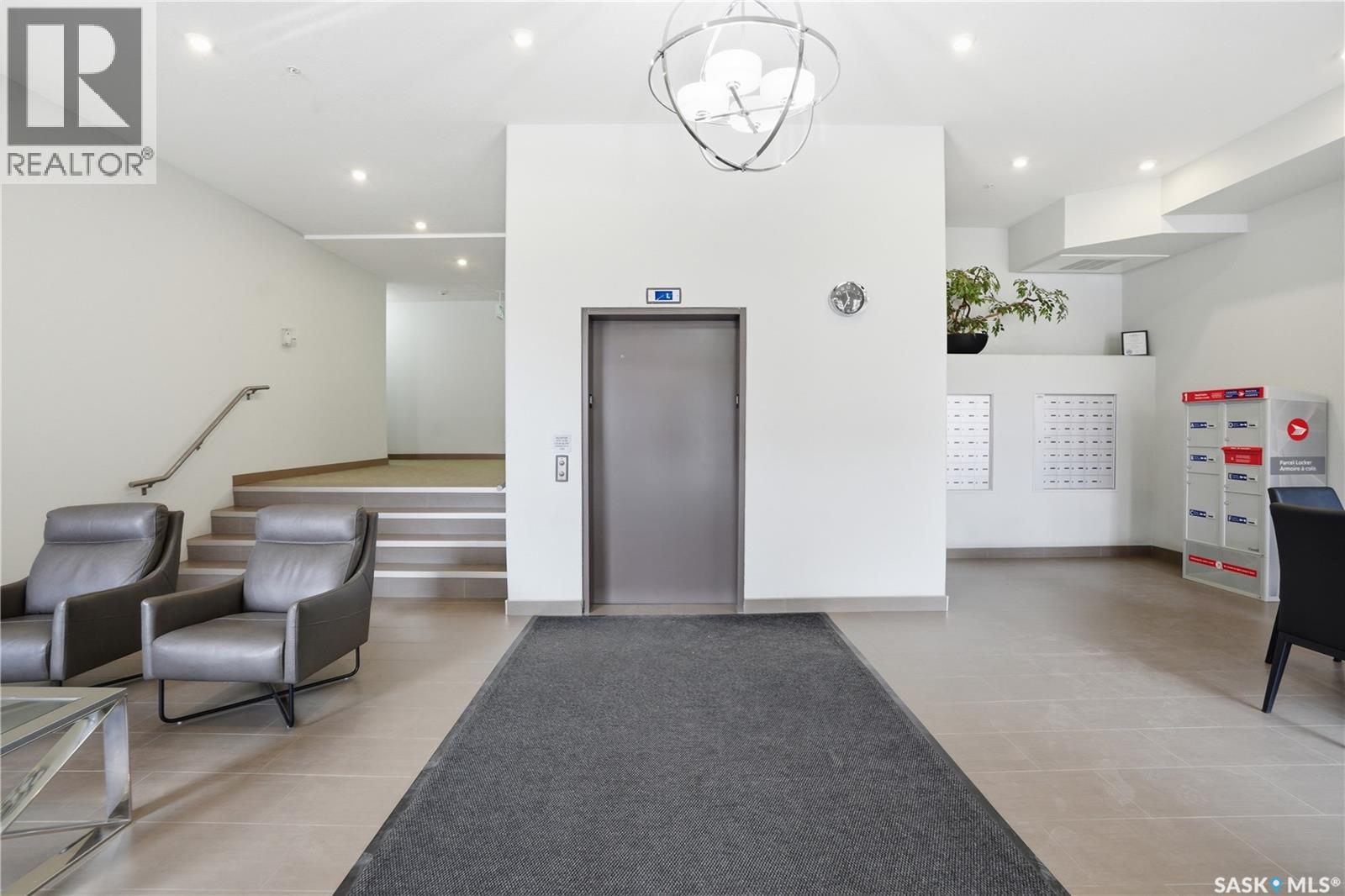 #323 1025 Moss AVENUE - 25