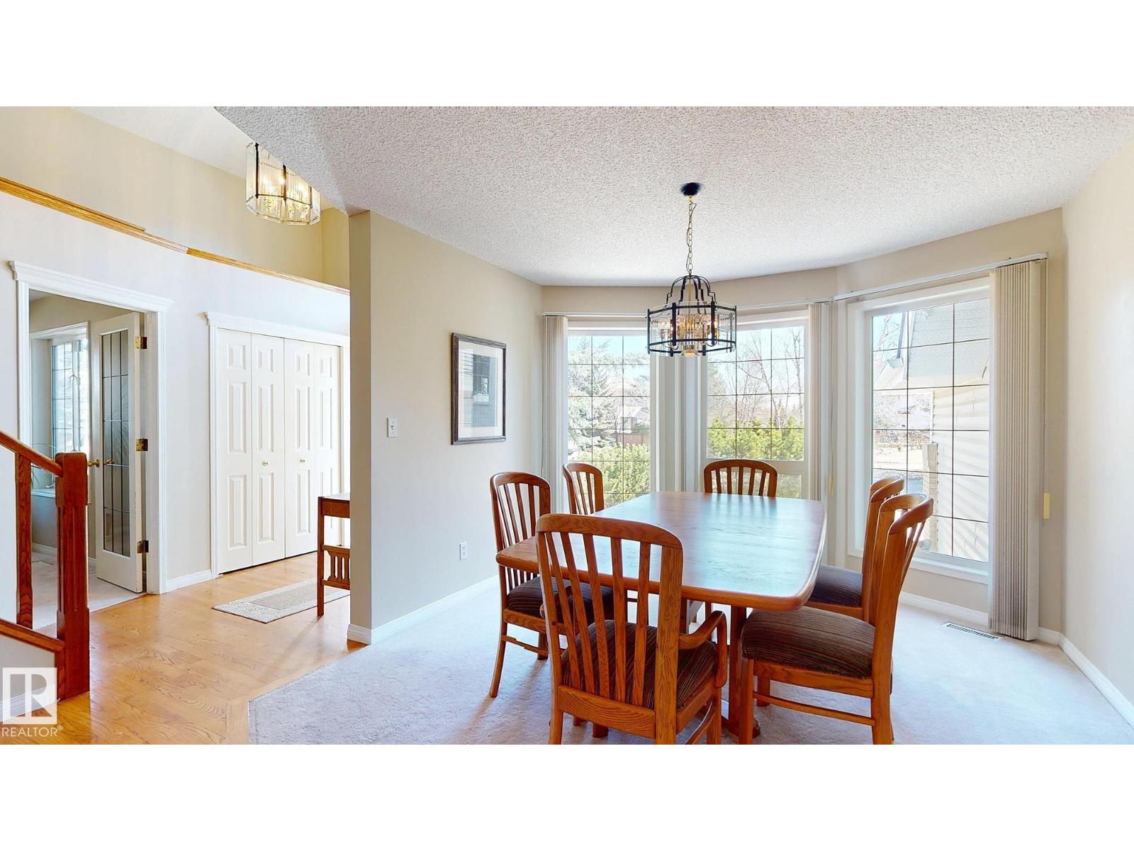 721 BUTTERWORTH DR NW, Edmonton