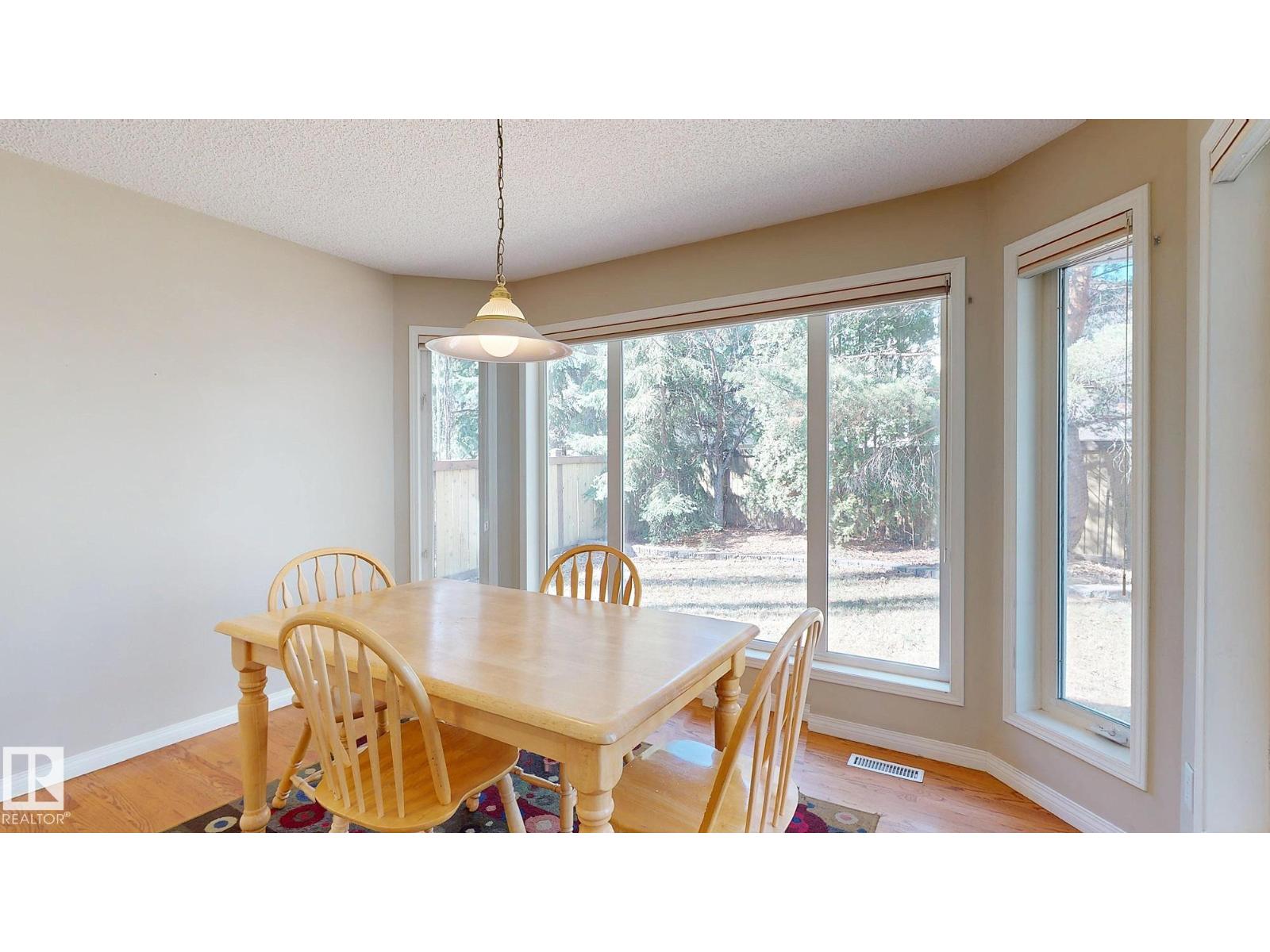 721 BUTTERWORTH DR NW, Edmonton