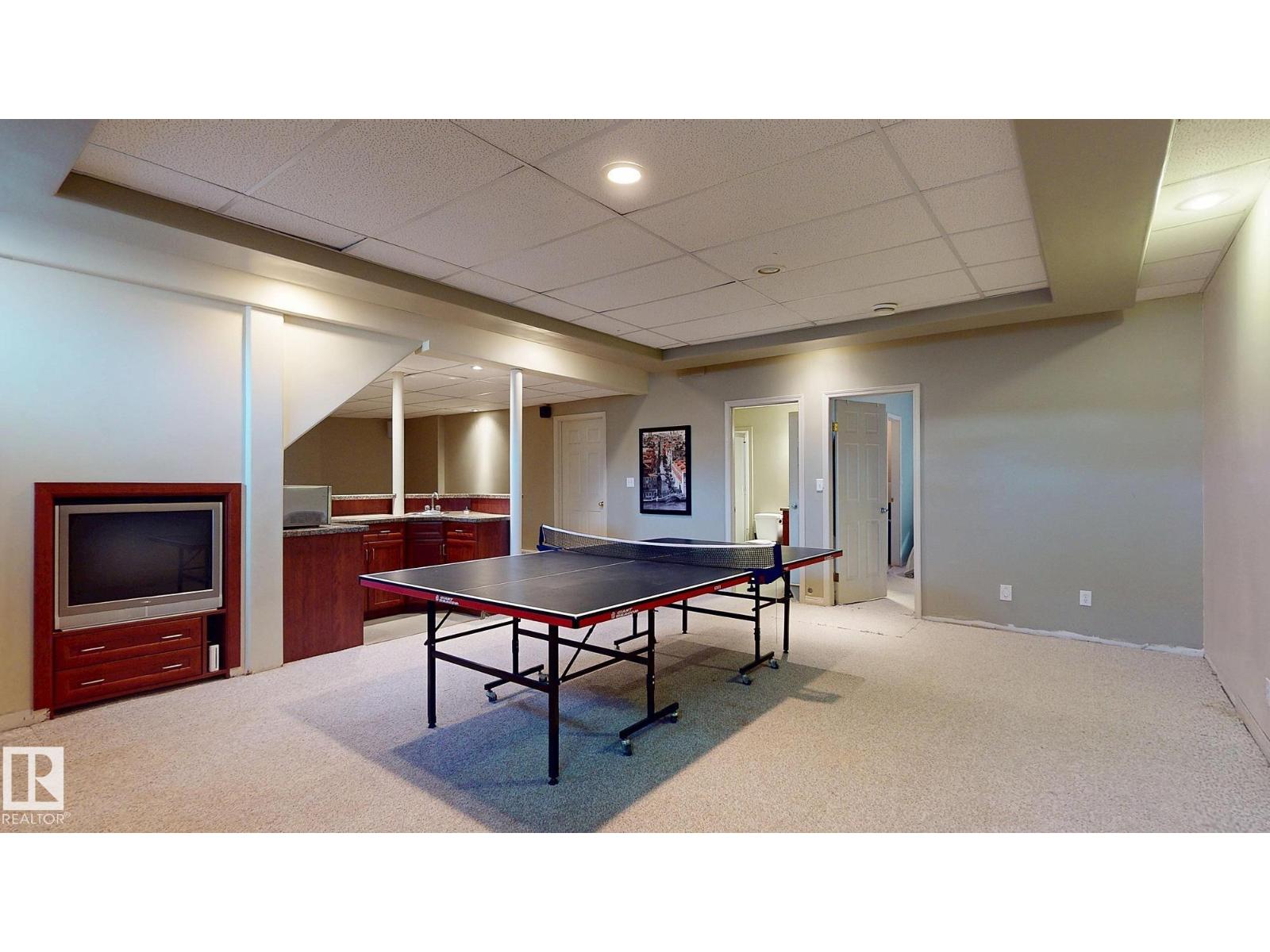 721 BUTTERWORTH DR NW, Edmonton