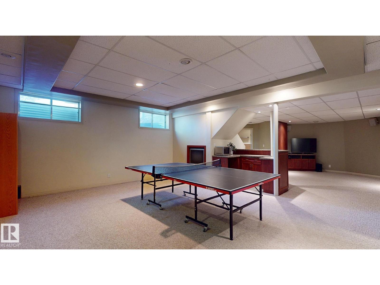 721 BUTTERWORTH DR NW, Edmonton