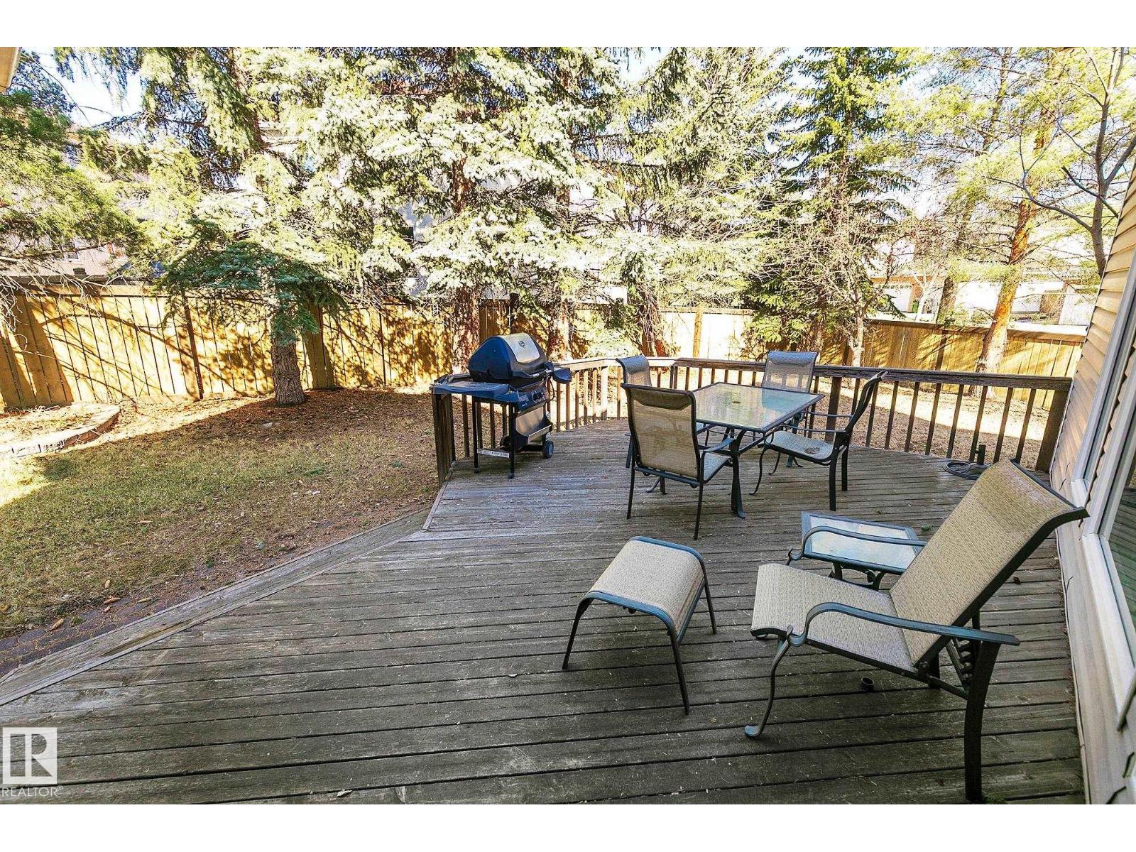 721 BUTTERWORTH DR NW, Edmonton
