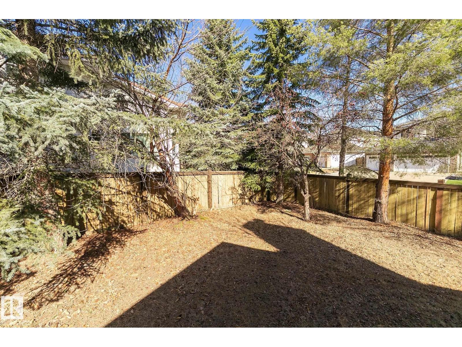 721 BUTTERWORTH DR NW, Edmonton
