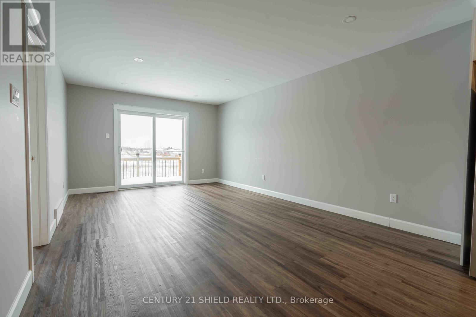 236 EAST RIDGE DRIVE - 5