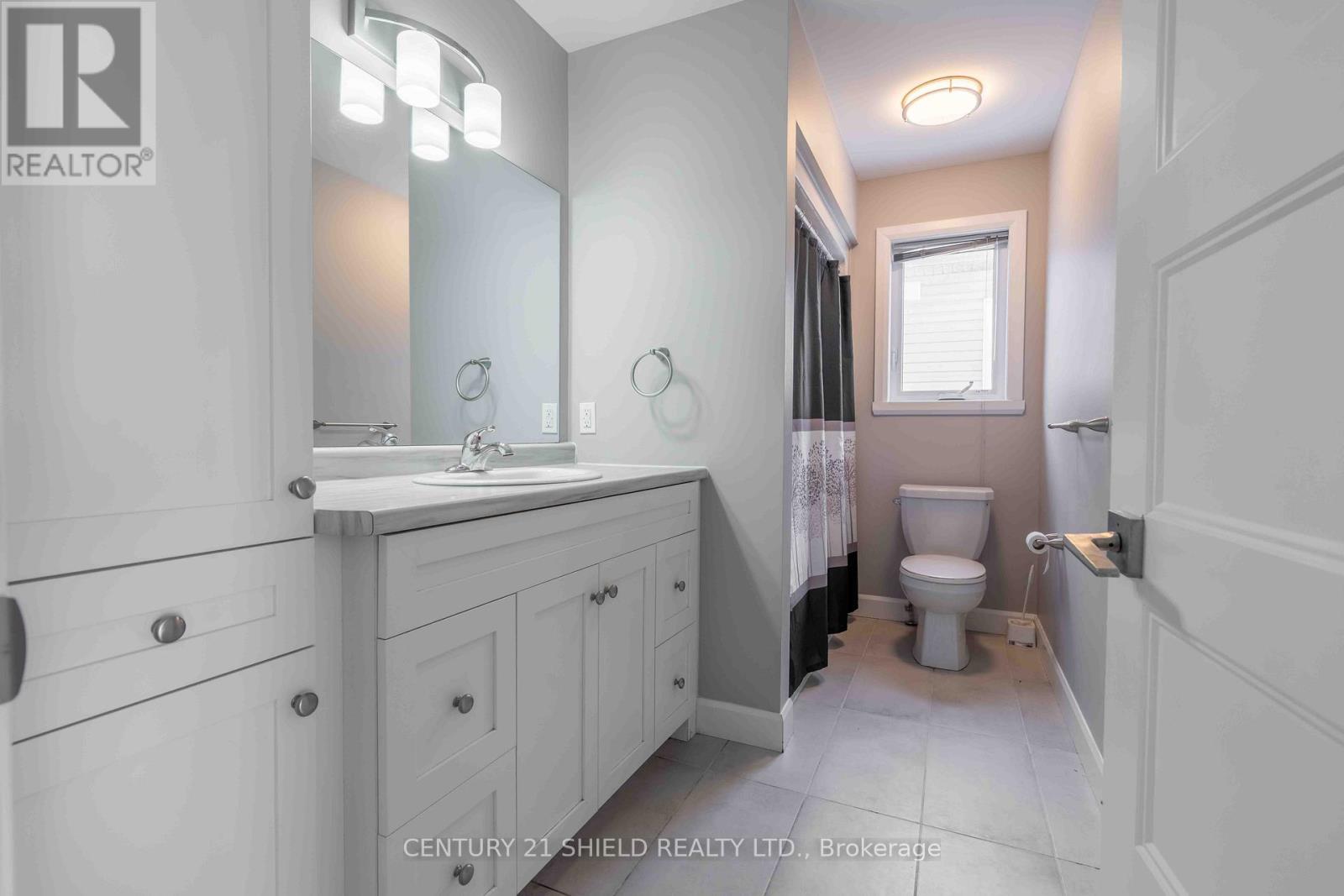 236 EAST RIDGE DRIVE - 6