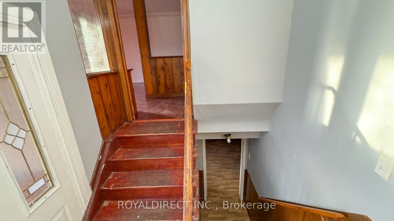 65 SHARBOT AVENUE - 7