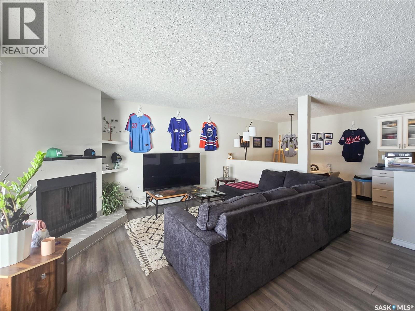 #108 2931 Harding STREET - 1