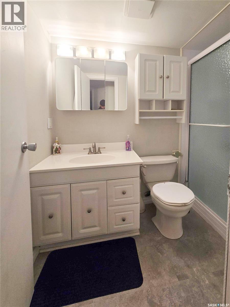 #108 2931 Harding STREET - 11