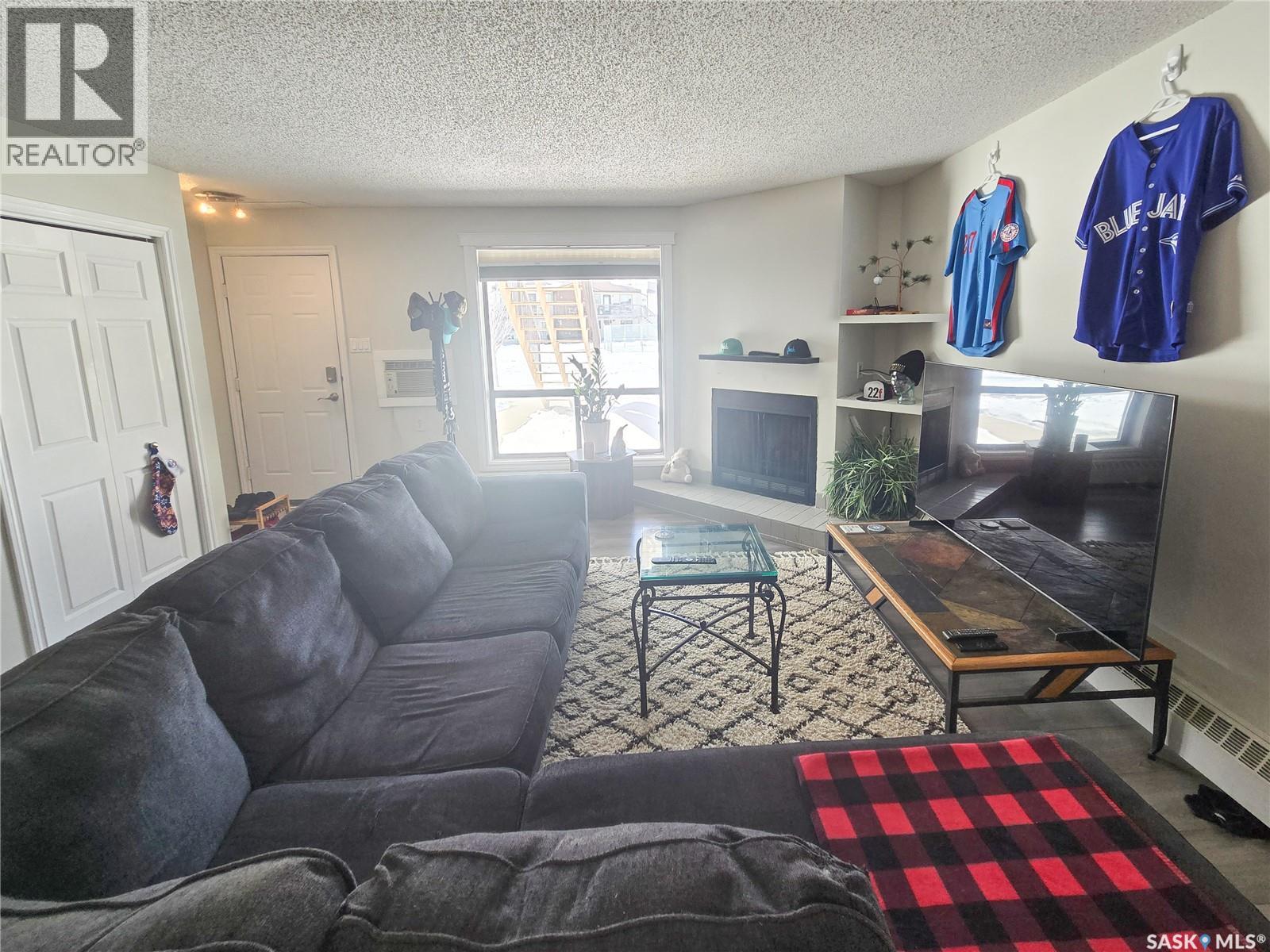 #108 2931 Harding STREET - 15