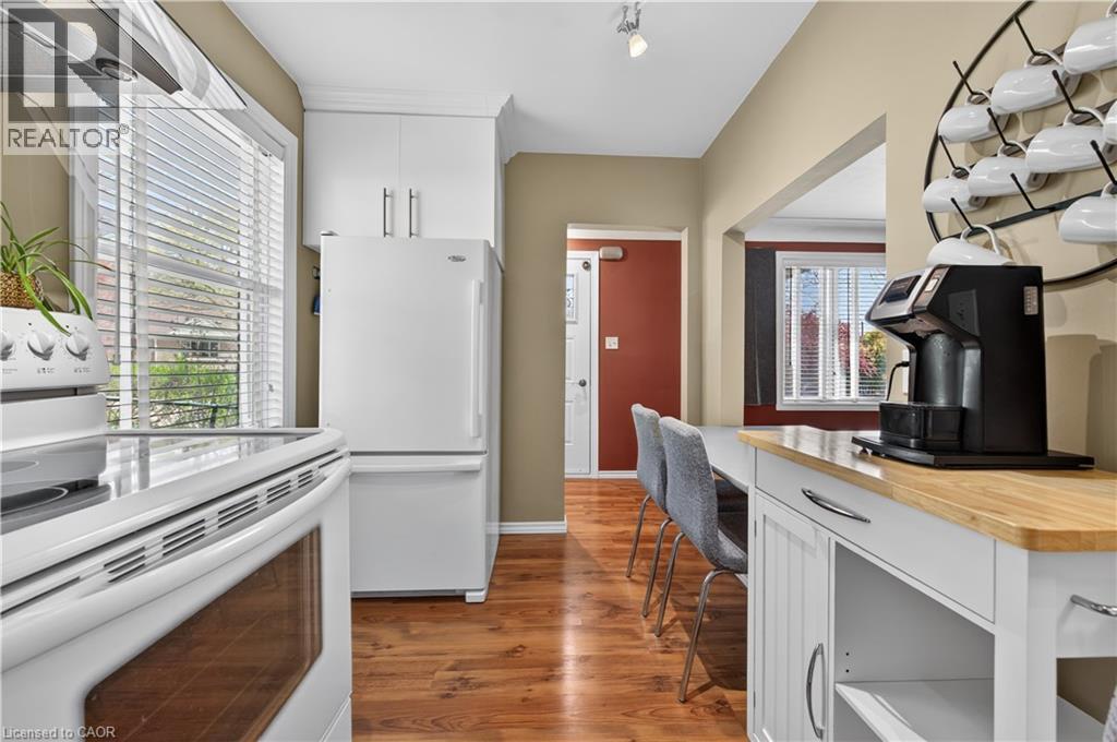 5 JANIS Court, Dundas, Ontario, L9H1S8 — Photo 15