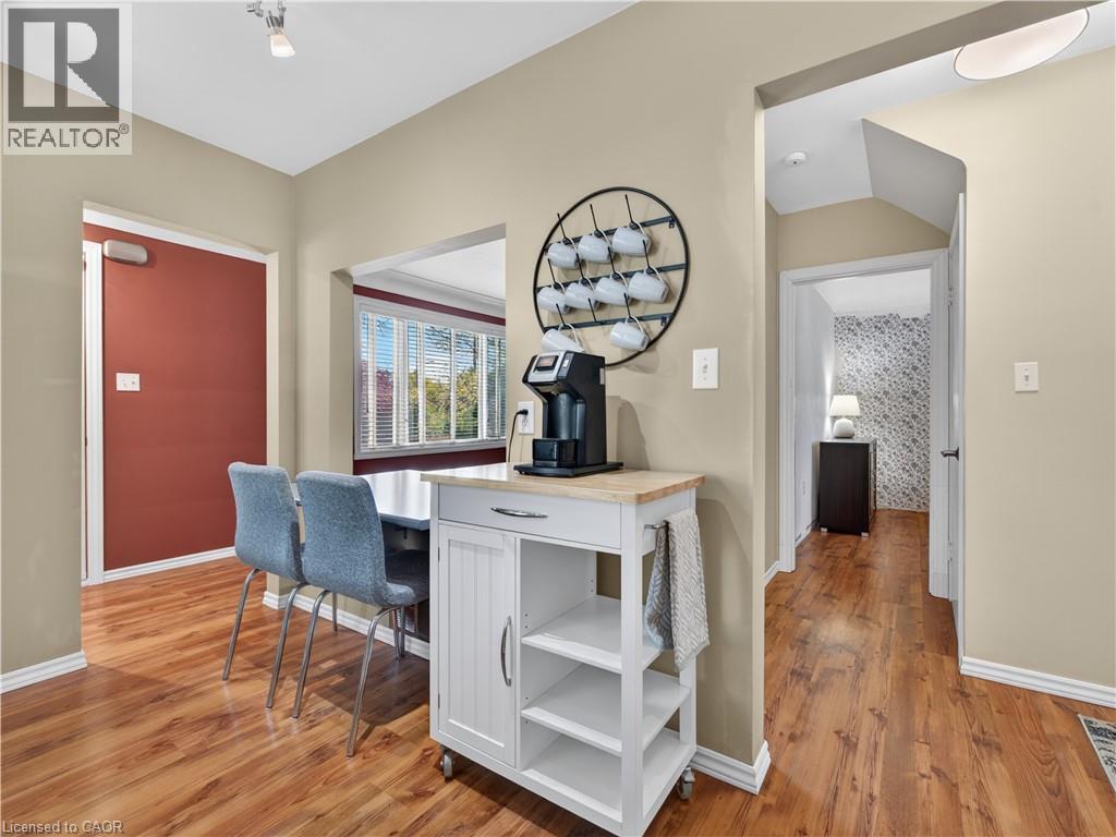 5 JANIS Court, Dundas, Ontario, L9H1S8 — Photo 16
