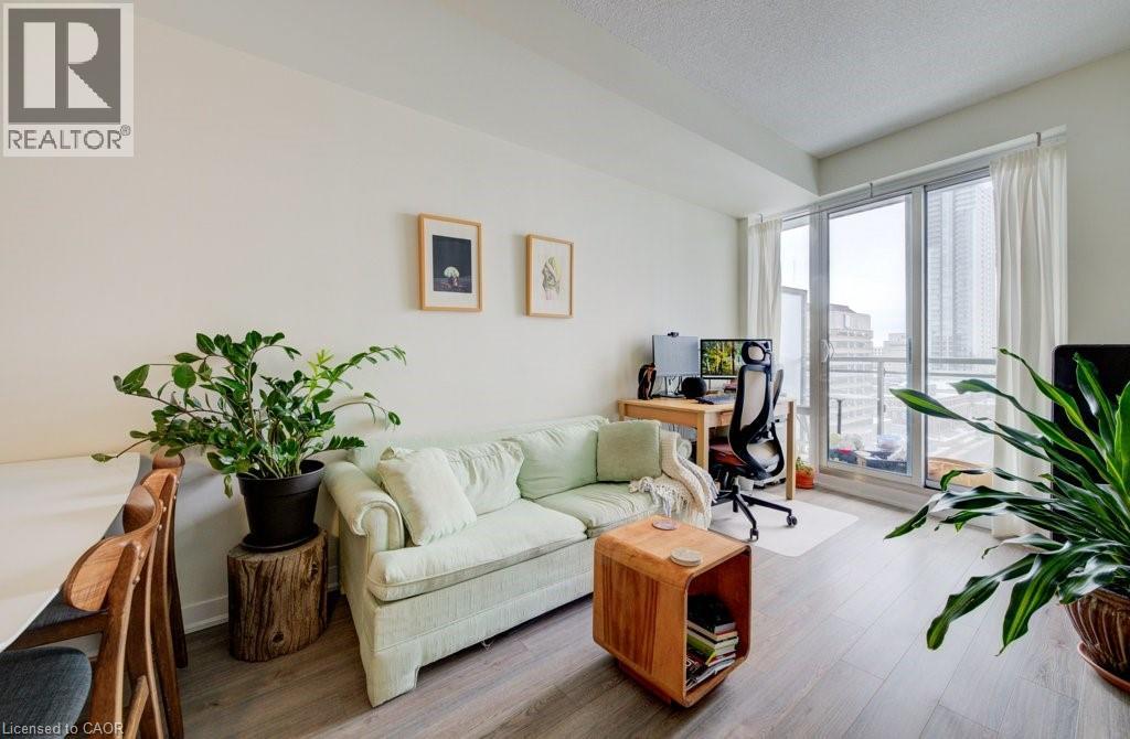 #1007 85 DUKE Street W - 6