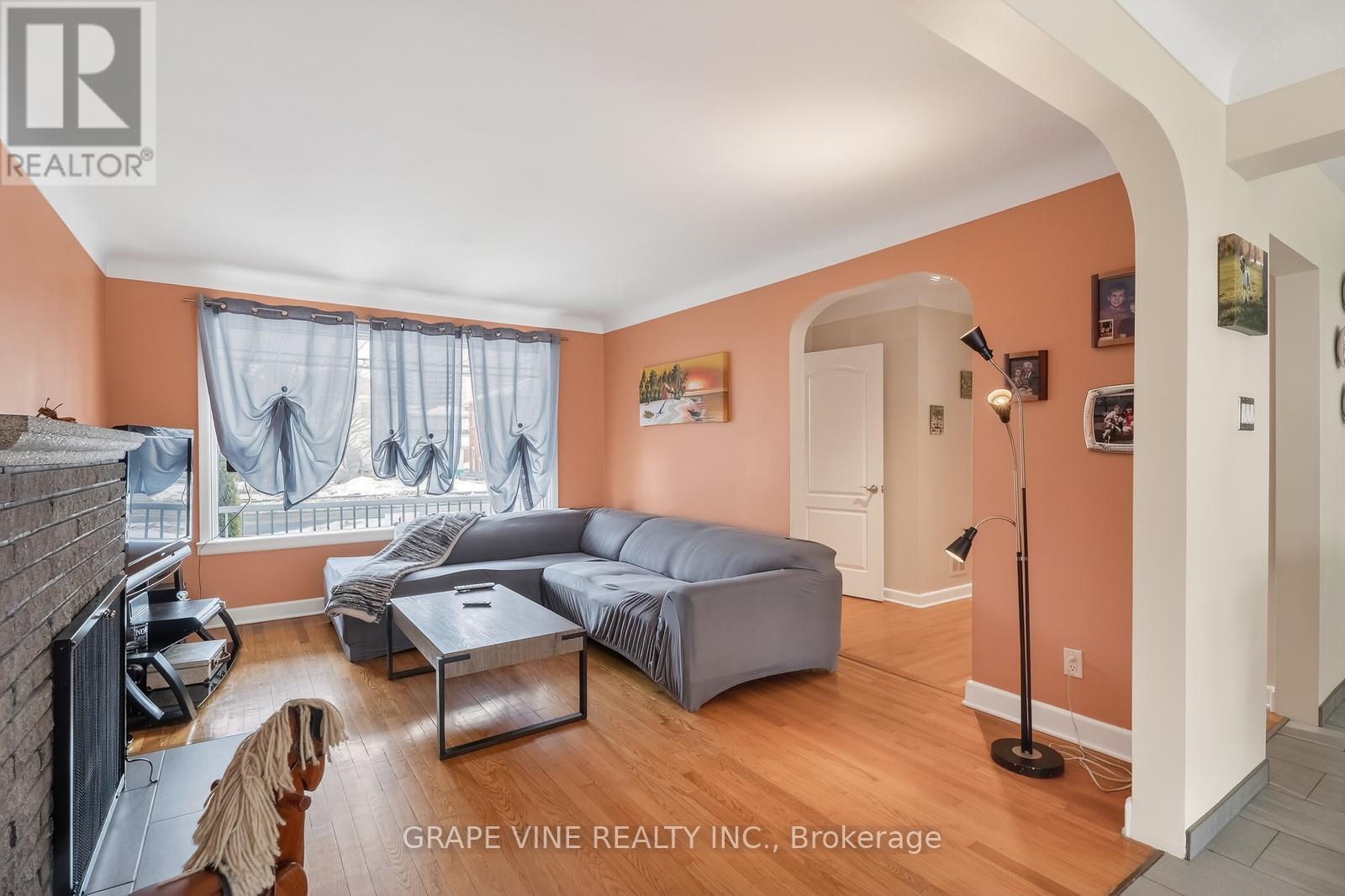 102 DONALD STREET - 11