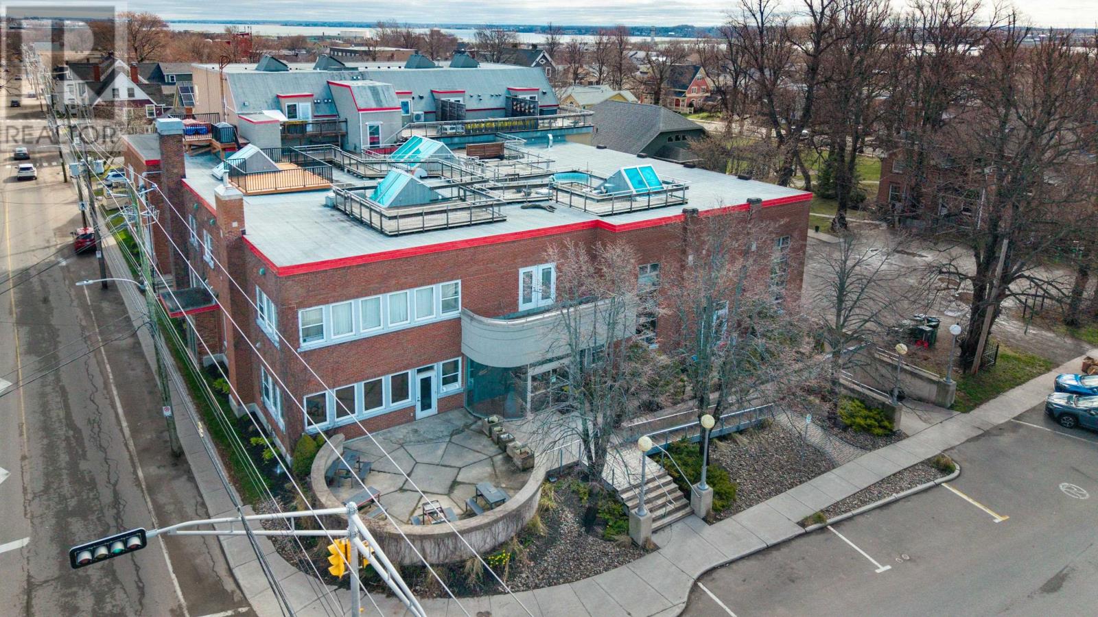 7 252 Prince Street - 1