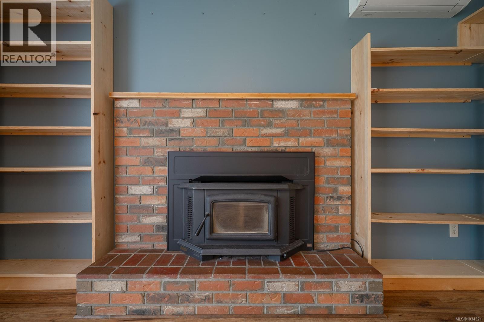 2045 Furn Rd - 24
