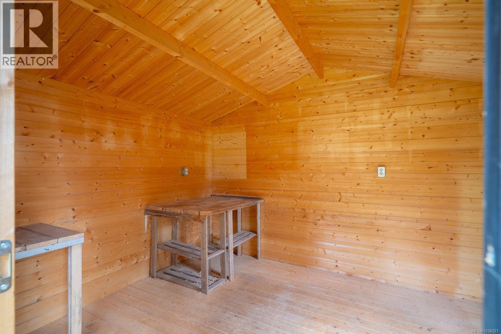 2045 Furn Rd - 50