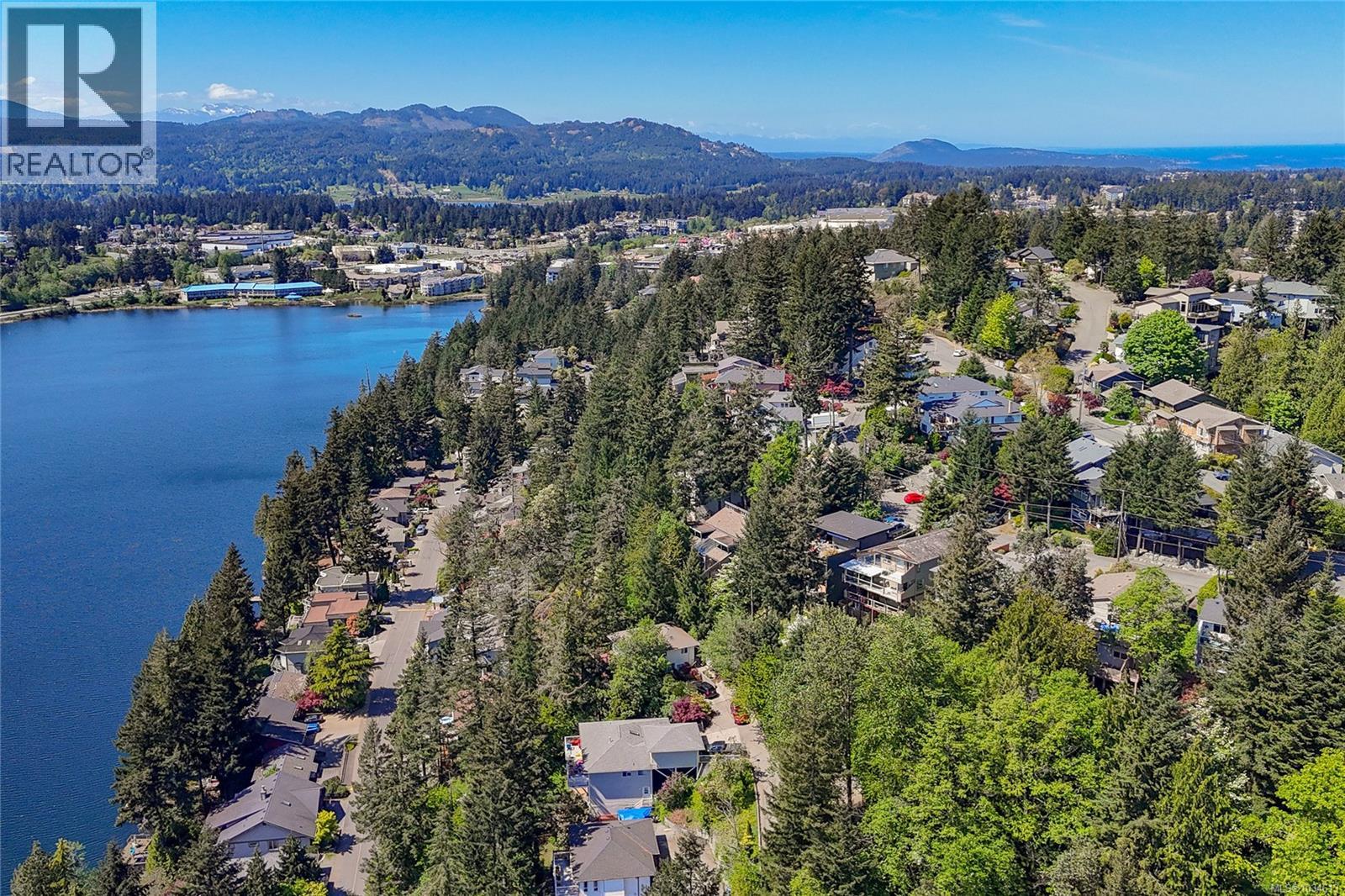 150 Rainbow Cres - 67