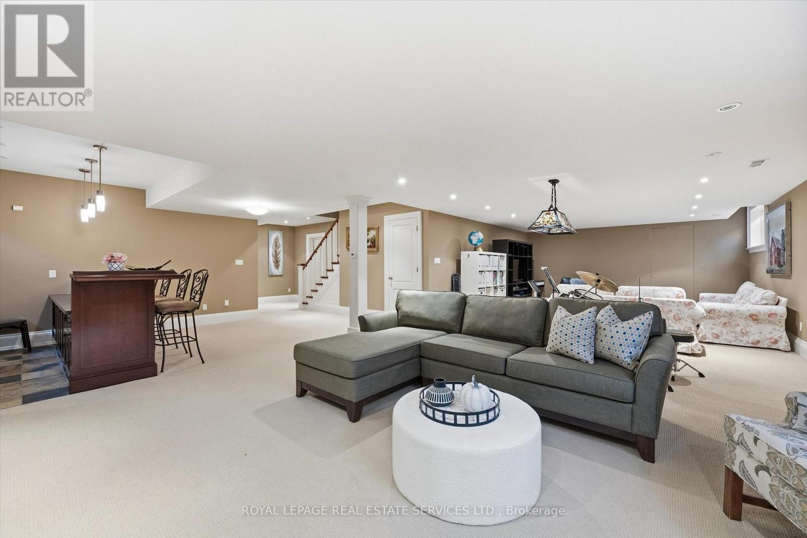 1049 CEDAR GROVE BOULEVARD - 40