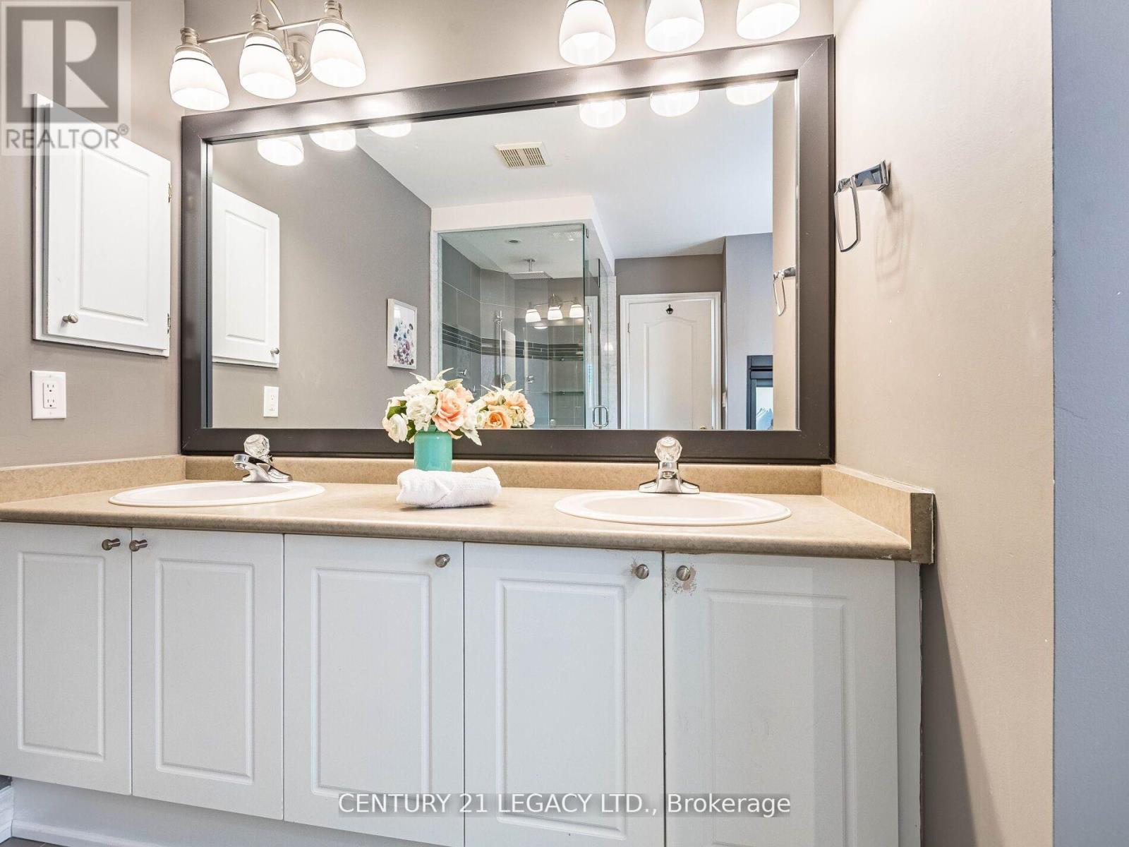 3 BOWSFIELD DRIVE - 43