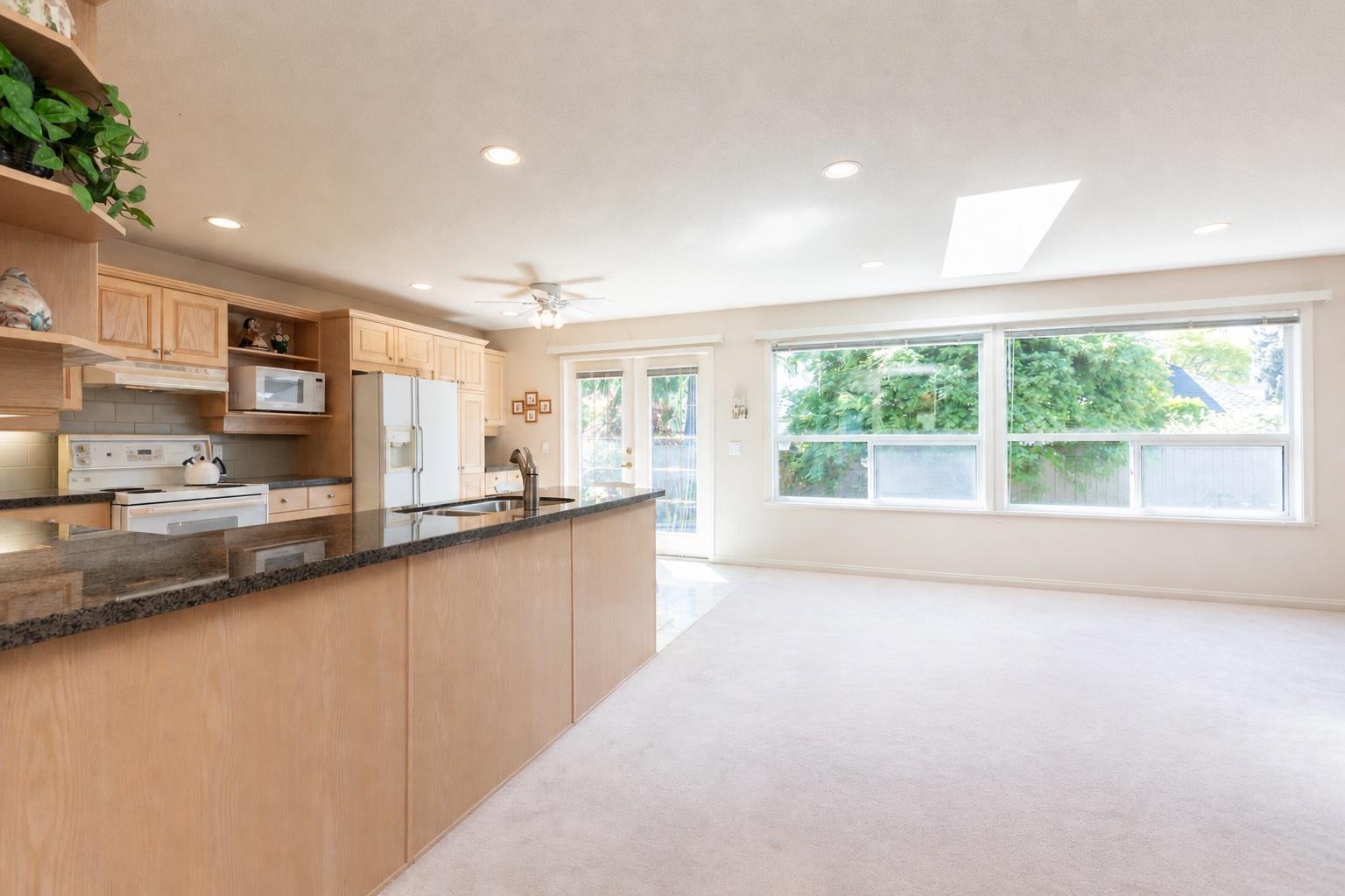 3 Bed, 3 Bath House for Sale in Surrey – 2227 140A STREET, Surrey - Image 5