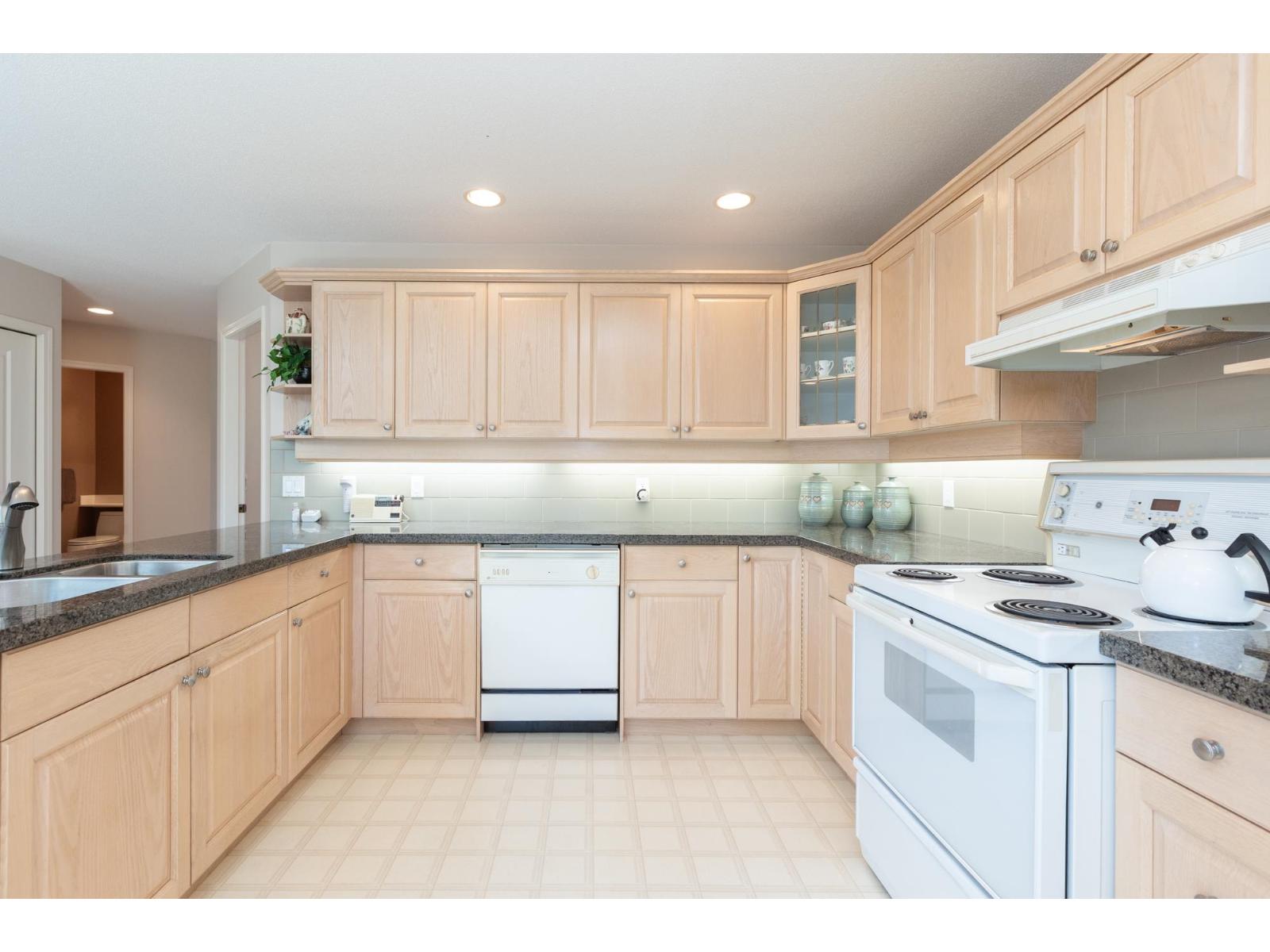3 Bed, 3 Bath House for Sale in Surrey – 2227 140A STREET, Surrey - Image 31