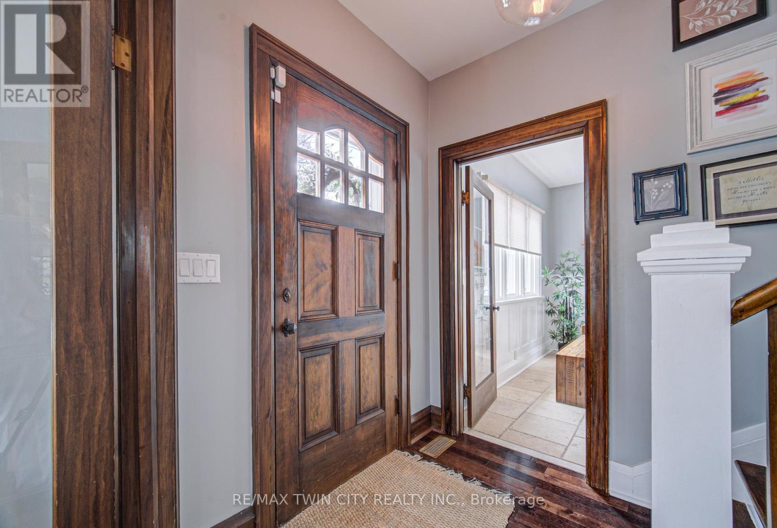 53 LINCOLN AVENUE - 4