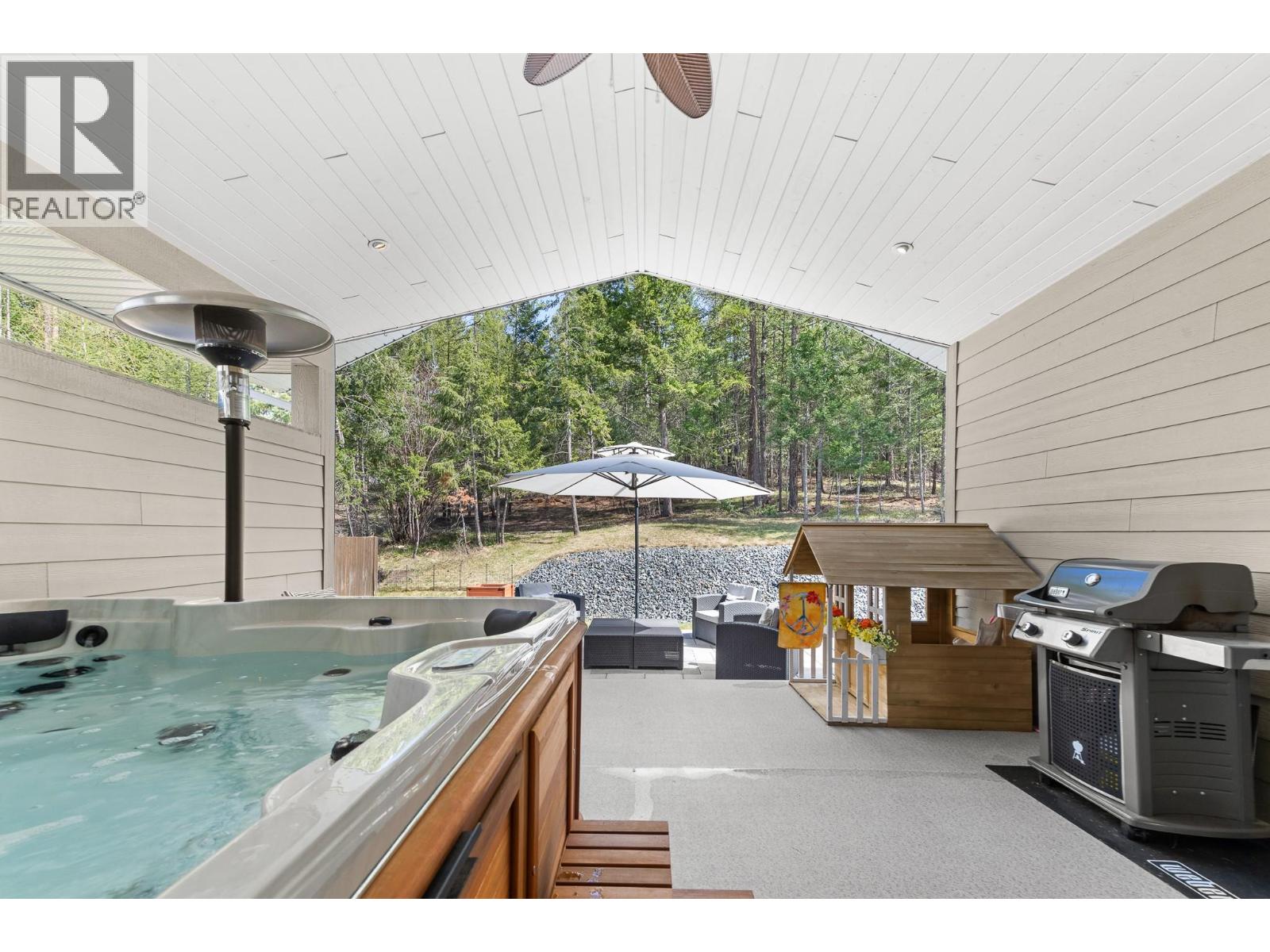 1464 SOUTHVIEW Drive - 37