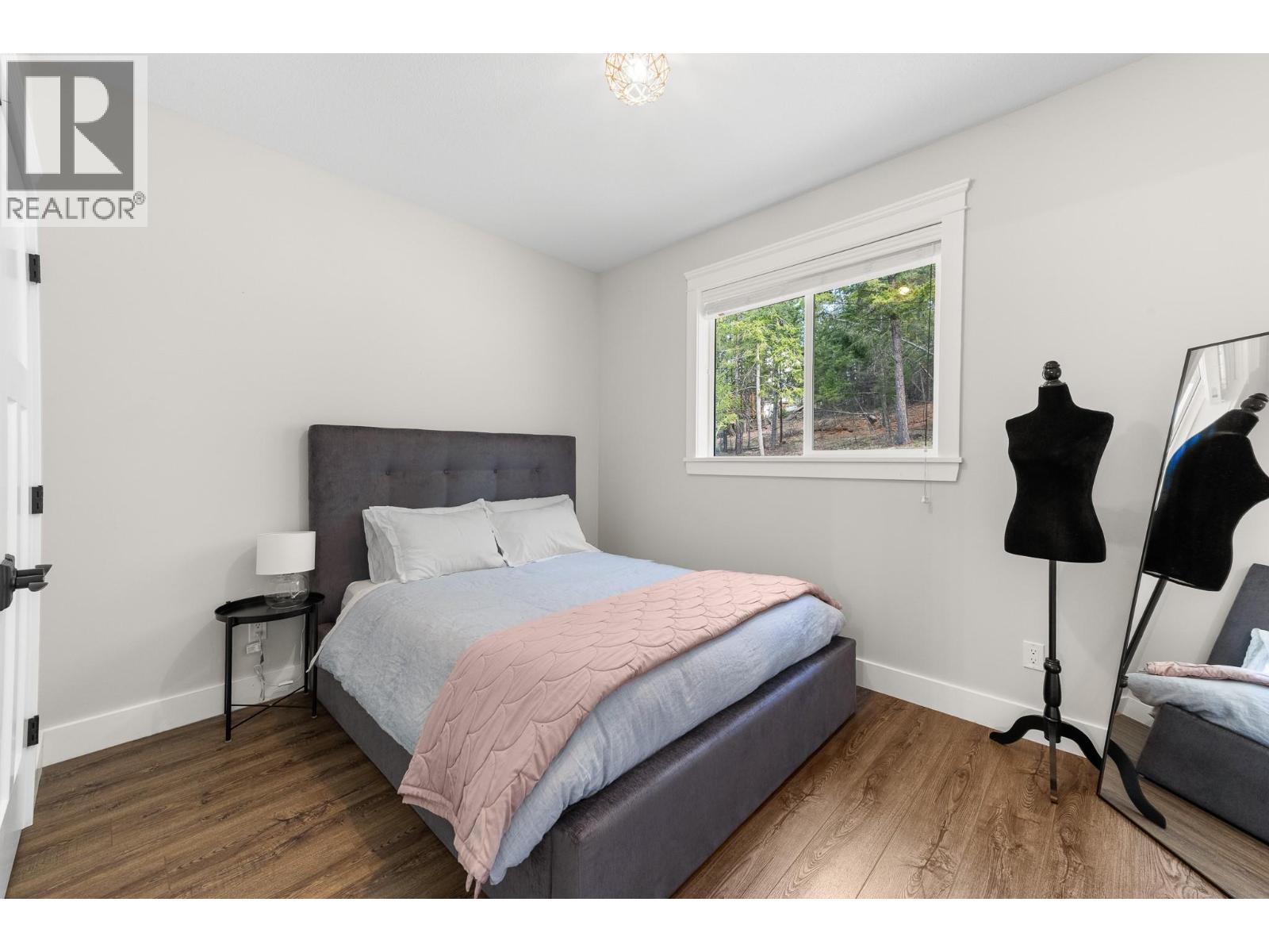 1464 SOUTHVIEW Drive - 49