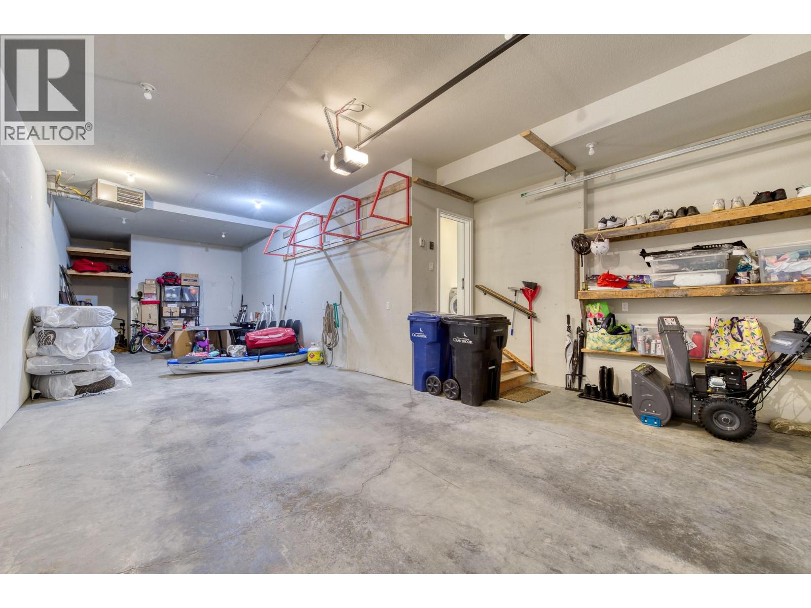 1464 SOUTHVIEW Drive - 53