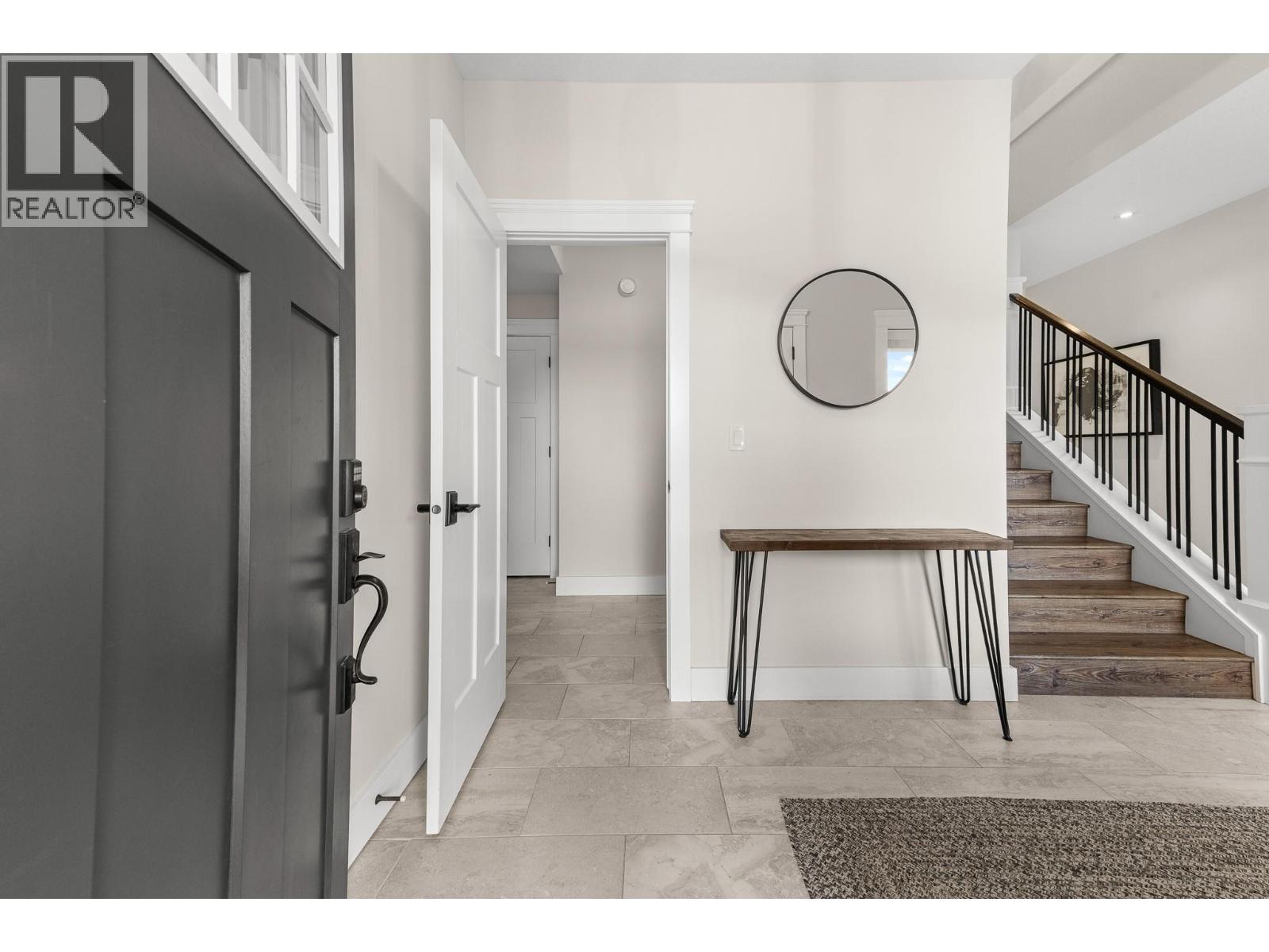 1464 SOUTHVIEW Drive - 6